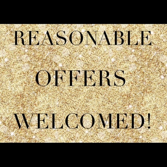 Meet your Posher, Amanda - Picture 3 of 5